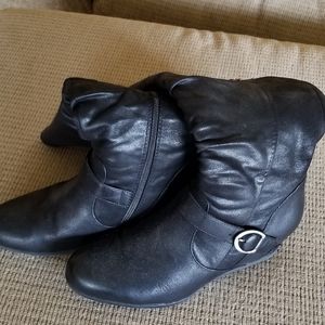 Baretraps boots